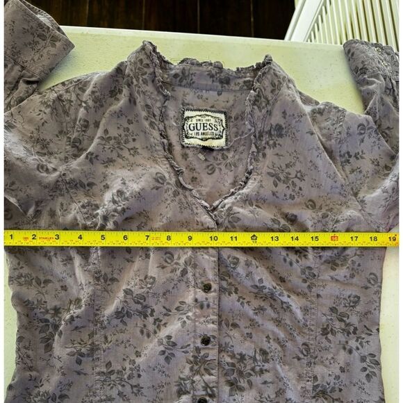 GUESS Floral Lavender Snap Button-Up Top vintage EUC sz L - Picture 5 of 12